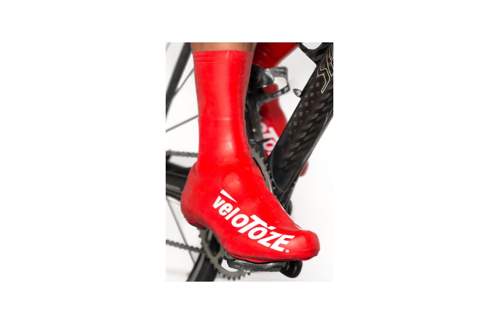 Couvre-chaussures 4 ride blanc/rouge - Magasin DMTEX / Vêtements sport,  cyclisme