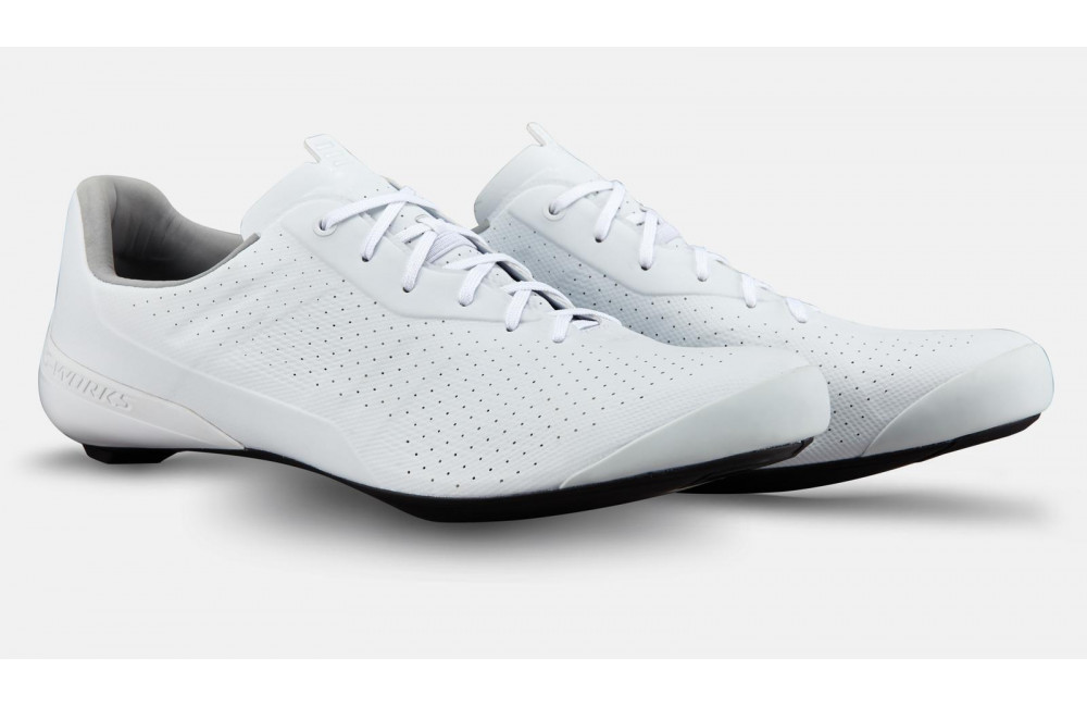 Lace up hotsell road cycling shoes